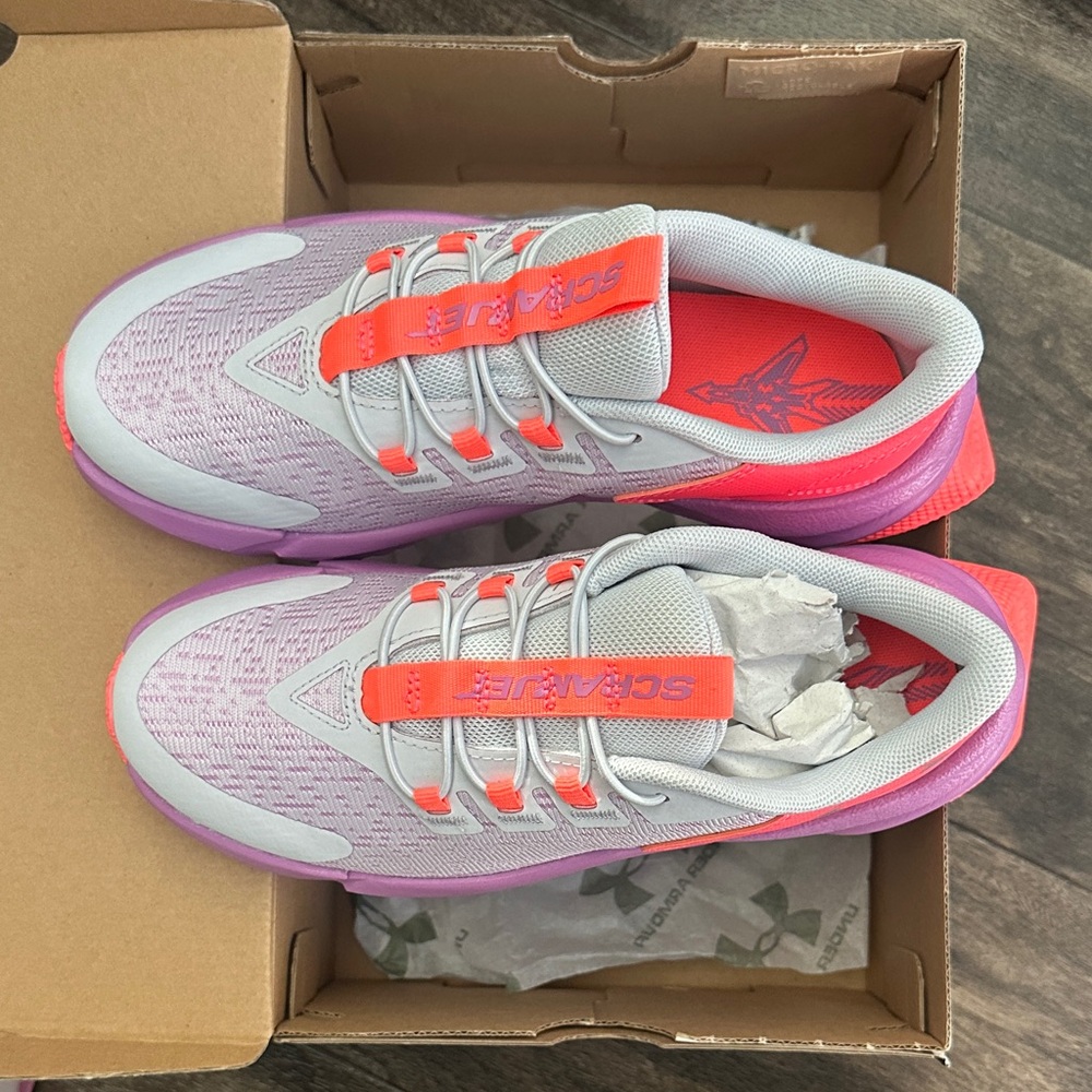 🔥 NWT Under Armour UA GPS Scramjet 5 AL Pink and Gray Running Shoes kids size 3Y